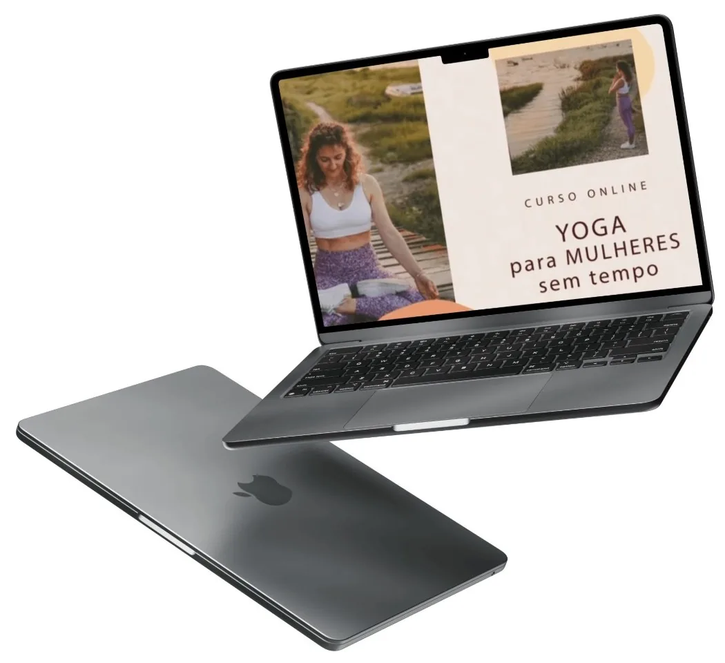 Curso online Yoga para Mulheres sem Tempo apresentado num computador, com aulas de yoga e meditação para o autocuidado